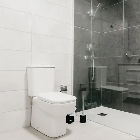 Flatguest Casa Marela * Beach * 2bdr * Wifi Lejlighed *